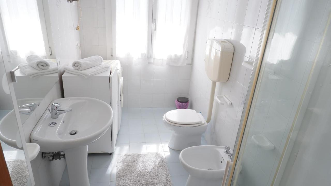 Alghe Rosse * Lido di Jesolo